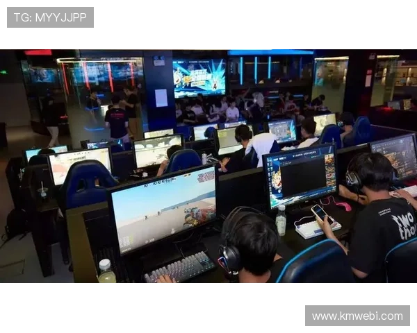 世界冠军再度集结新赛季揭幕战燃爆全场掀起全球电竞热潮 世界冠军再度集结新赛季揭幕战燃爆全场掀起全球电竞热潮