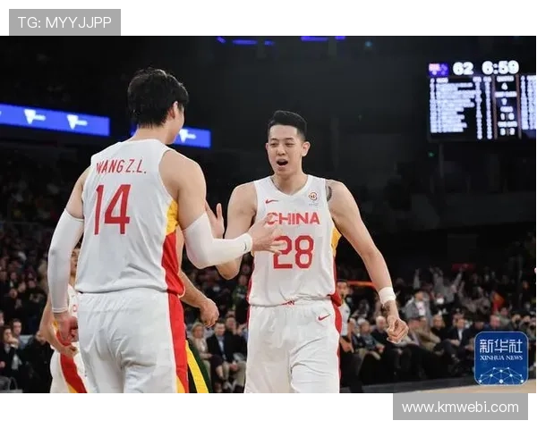 中国男篮力克澳大利亚晋级世界杯四强 球员表现亮眼引发热议
